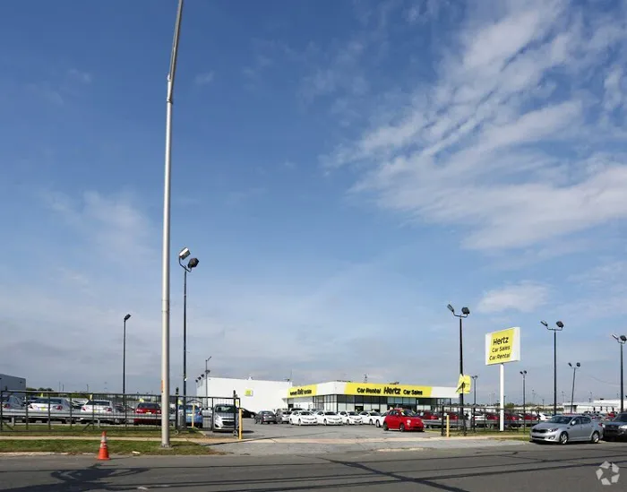 Hertz Car Rental - Philadelphia - Essington Avenue Hle Picture 7