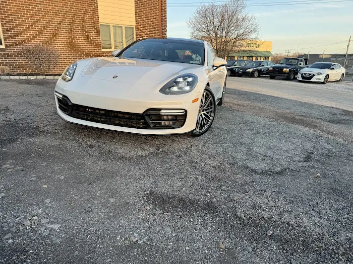 F & M Car Rentals Picture 2