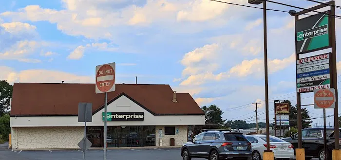 Enterprise Rent-A-Car Picture 2