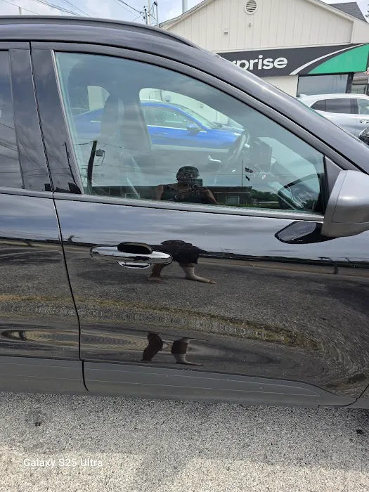 Enterprise Rent-A-Car Picture 10