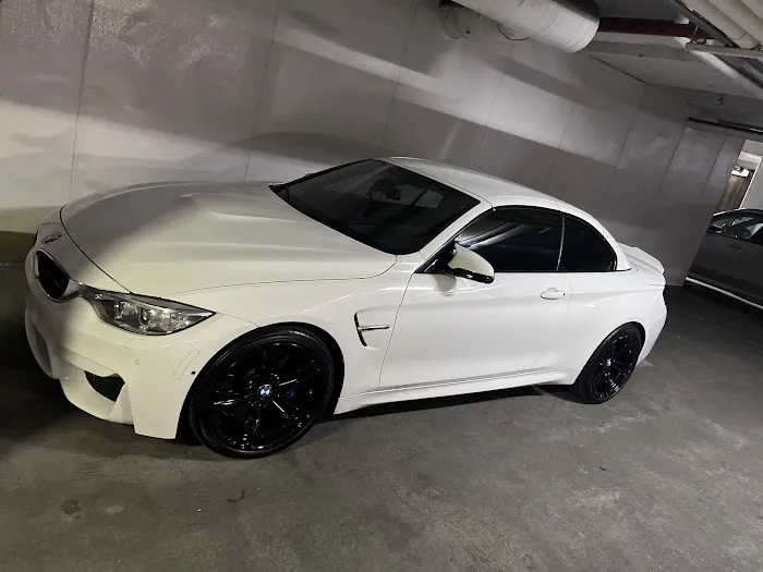107 Motors Auto Sales & Car Rentals Picture 7