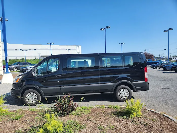 Enterprise Rent-A-Car Picture 2