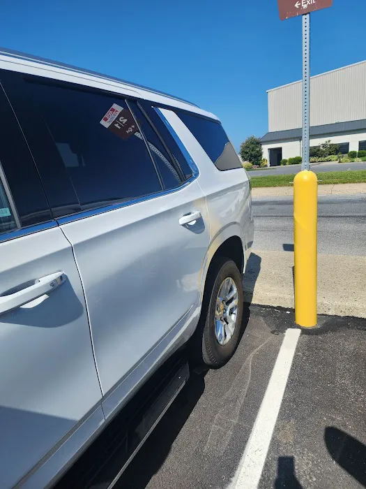 Avis Car Rental Picture 3