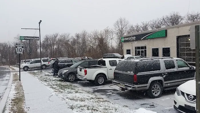 Enterprise Rent-A-Car Picture 1