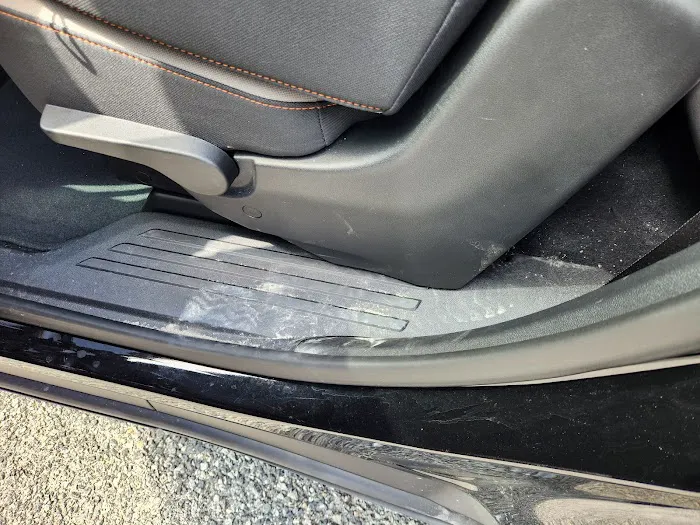 Avis Car Rental Picture 9