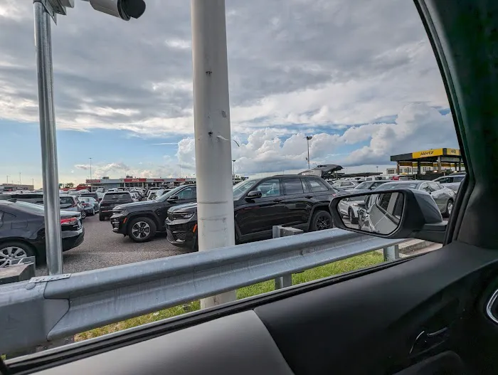 Avis Car Rental Picture 7