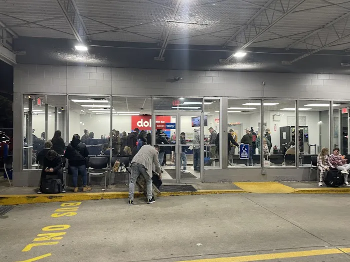 Thrifty Car Rental - Philadelphia International Airport Picture 10