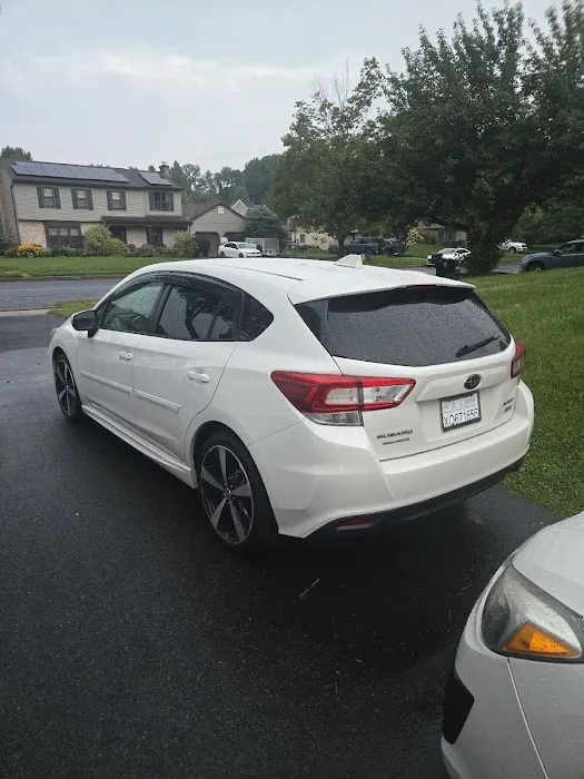 AR affordable car rentals Picture 5