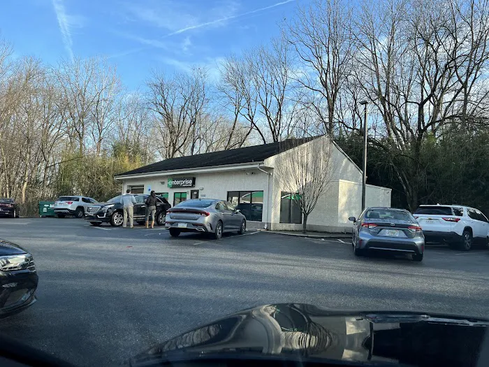 Enterprise Rent-A-Car Picture 9