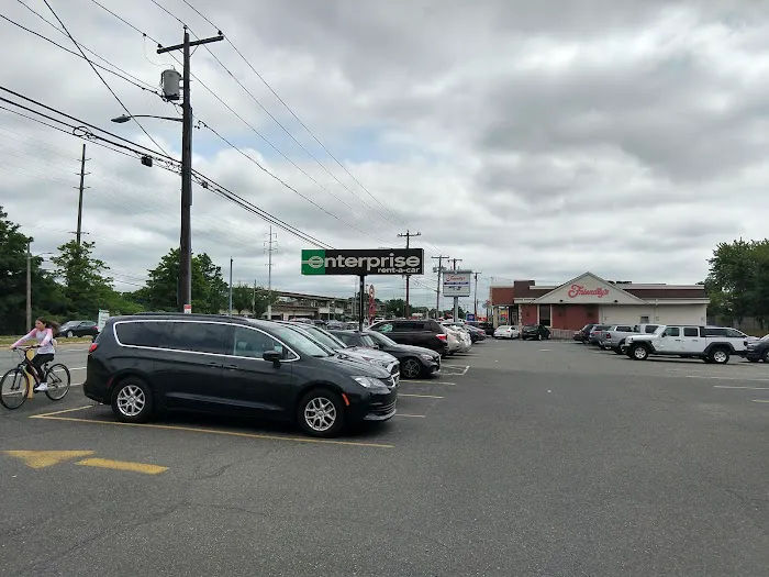 Enterprise Rent-A-Car Picture 10
