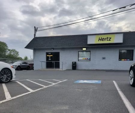 Hertz Car Rental - Hartford - New Britian Avenue