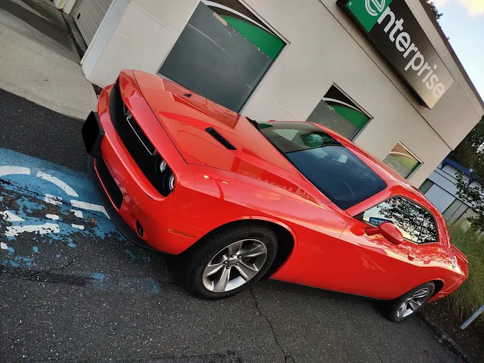 Enterprise Rent-A-Car Picture 5