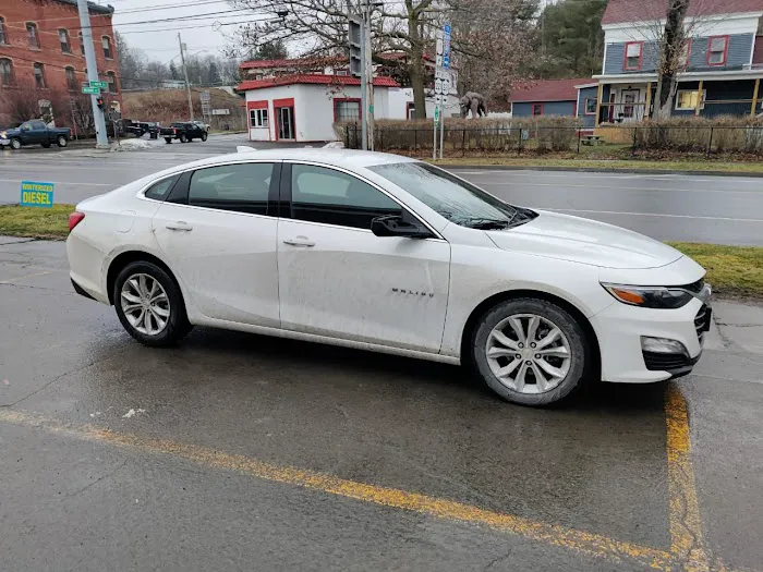 Avis Car Rental Picture 3