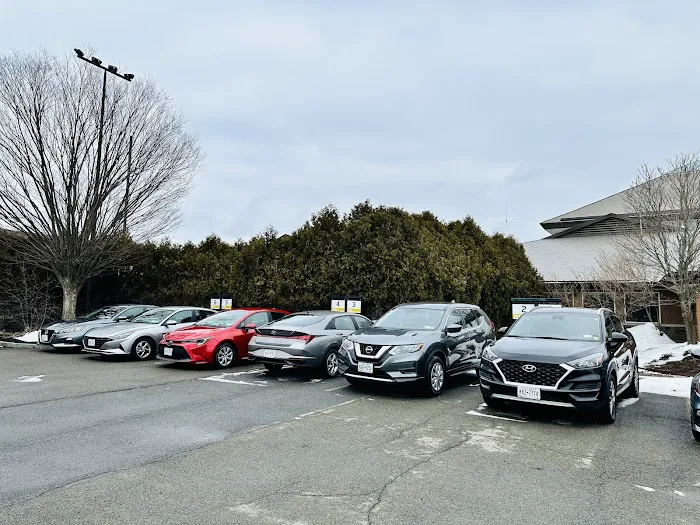 Hertz Car Rental - Tompkins County Airport Picture 5