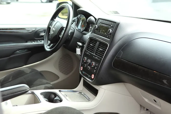 Tower Auto Rental LLC Picture 7