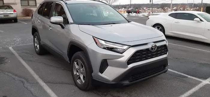 Avis Car Rental Picture 3