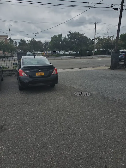 Hertz Car Rental - West Babylon - Route 109 Picture 8