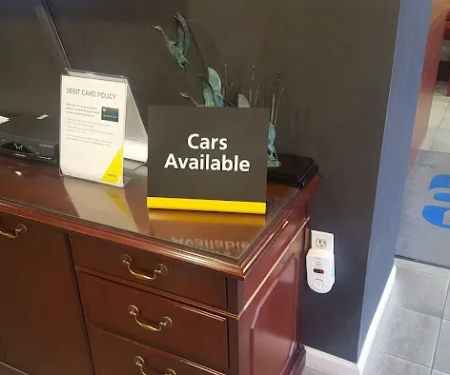 Hertz Car Rental - Deer Park Commack Hle