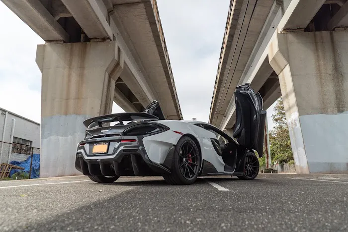 BluStreet Exotic Car Rentals Picture 7