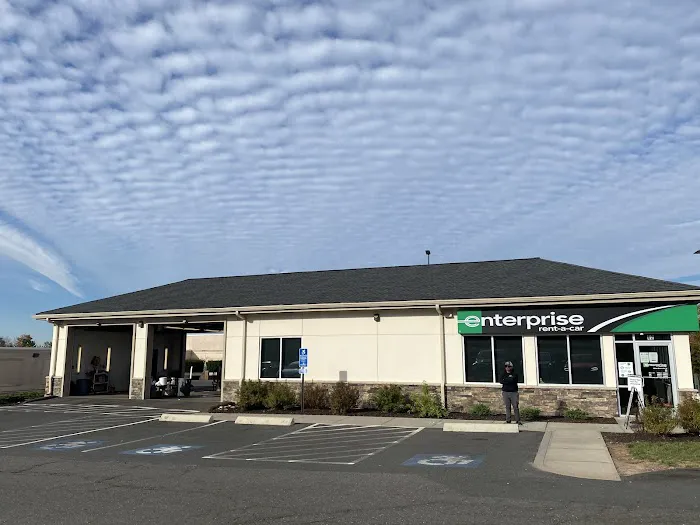 Enterprise Rent-A-Car Picture 4
