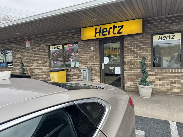 Hertz Car Rental - Mechanicsburg - Carlisle Pike Picture 10