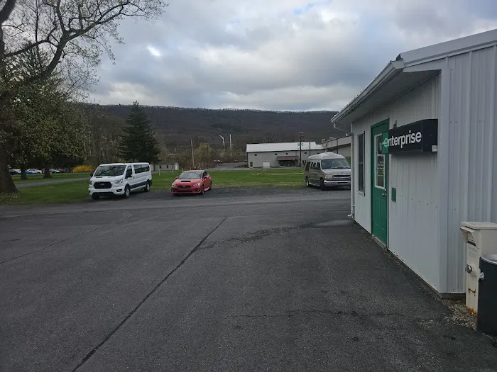 Enterprise Rent-A-Car Picture 2