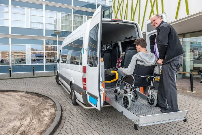 HEALTHCARE AMBULETTE Picture 2