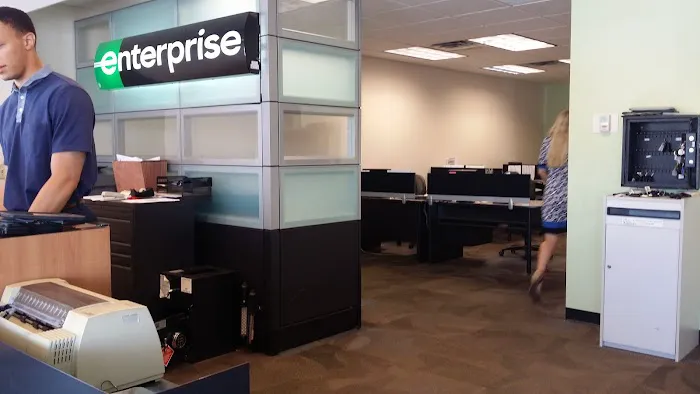 Enterprise Rent-A-Car Picture 4