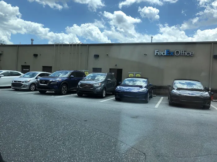 Hertz Car Rental - Harrisburg - Paxton Street Picture 1