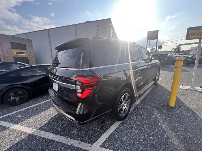 Hertz Car Rental - Harrisburg - Paxton Street Picture 6
