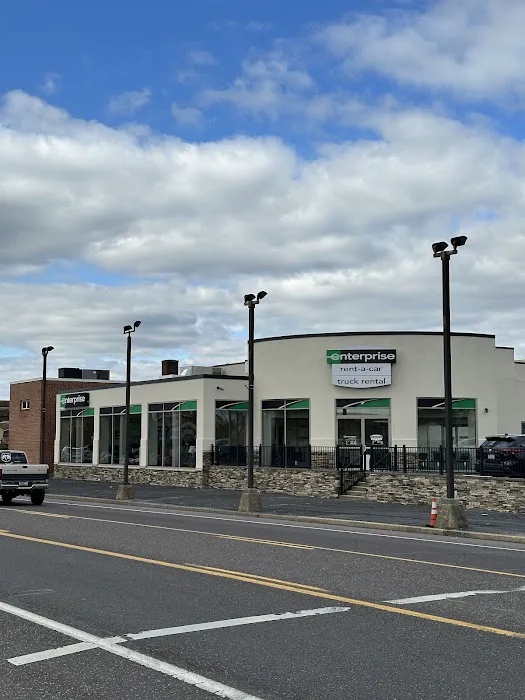 Enterprise Rent-A-Car Picture 3