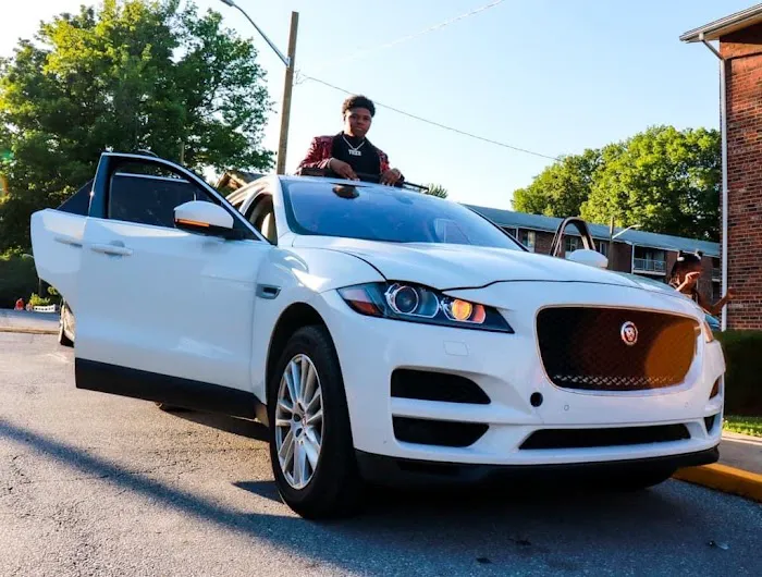 Enterprise Rent-A-Car Picture 9