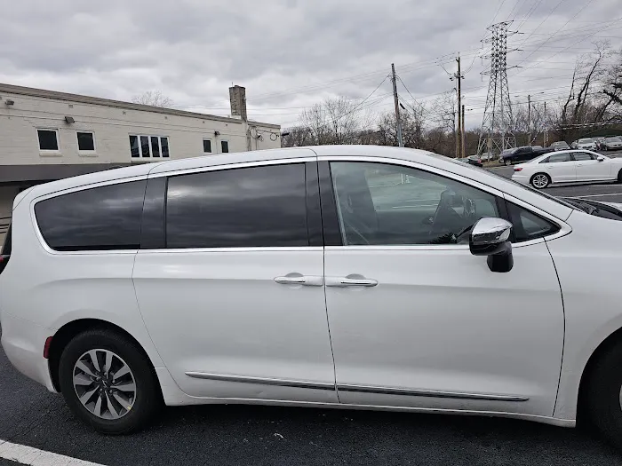 Enterprise Rent-A-Car Picture 1