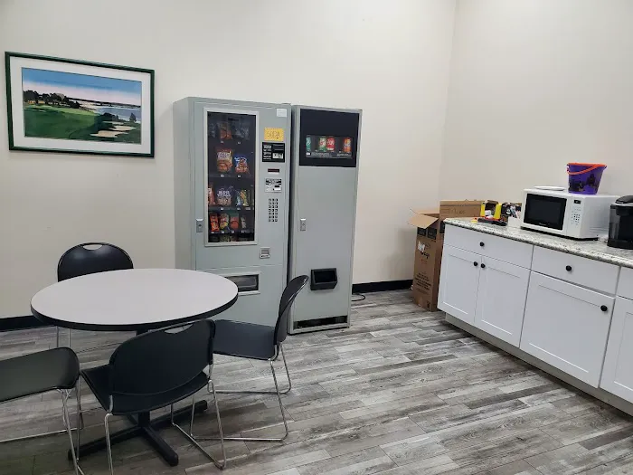 Enterprise Rent-A-Car Picture 3