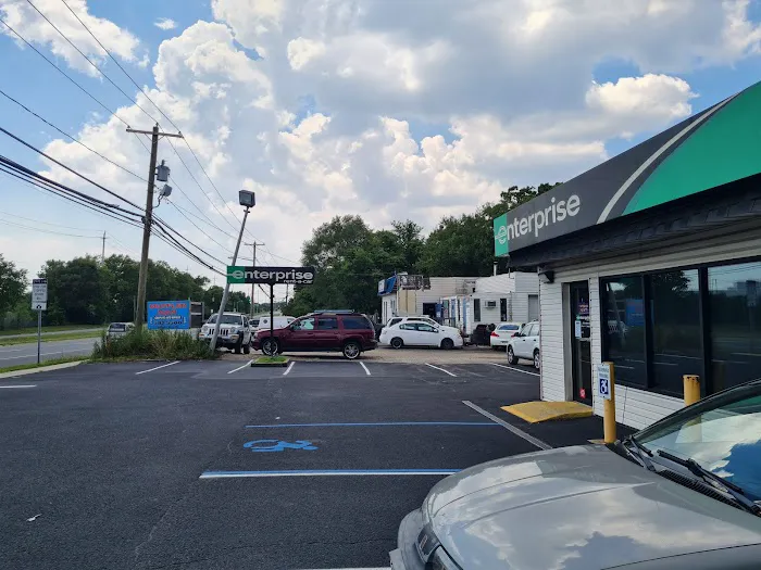Enterprise Rent-A-Car Picture 4