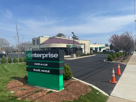Enterprise Rent-A-Car Picture 1