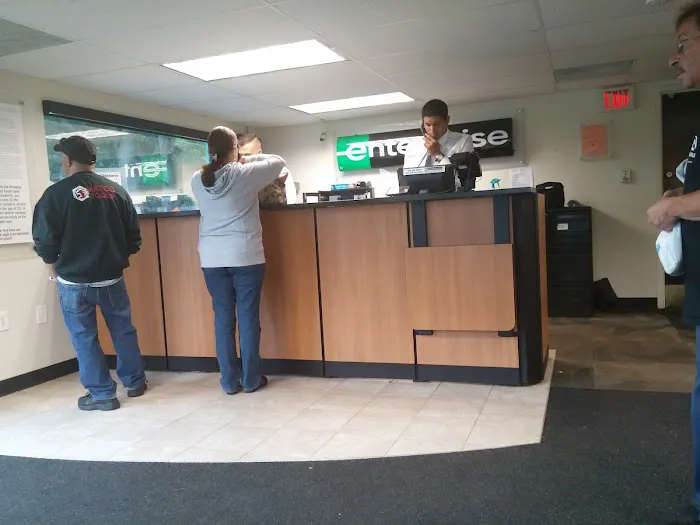 Enterprise Rent-A-Car Picture 4