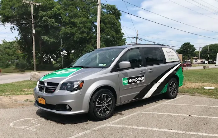 Enterprise Rent-A-Car Picture 2