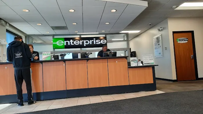 Enterprise Rent-A-Car Picture 5