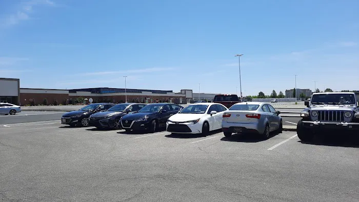 Enterprise Rent-A-Car Picture 6