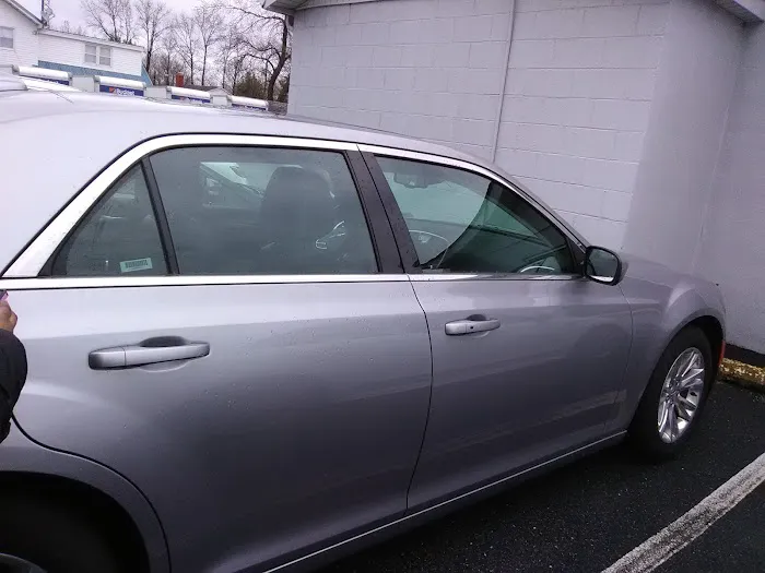 Avis Car Rental Picture 9