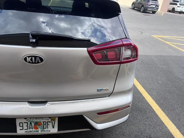 Budget Car Rental Picture 3