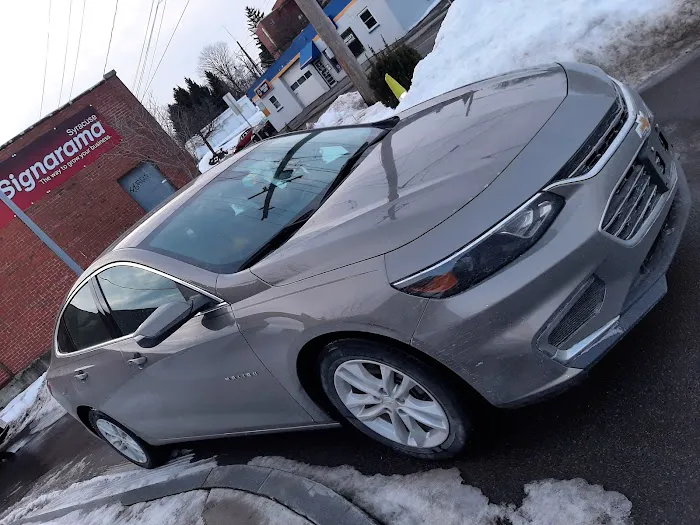 Hertz Car Rental - Syracuse - Burnet Avenue Picture 5