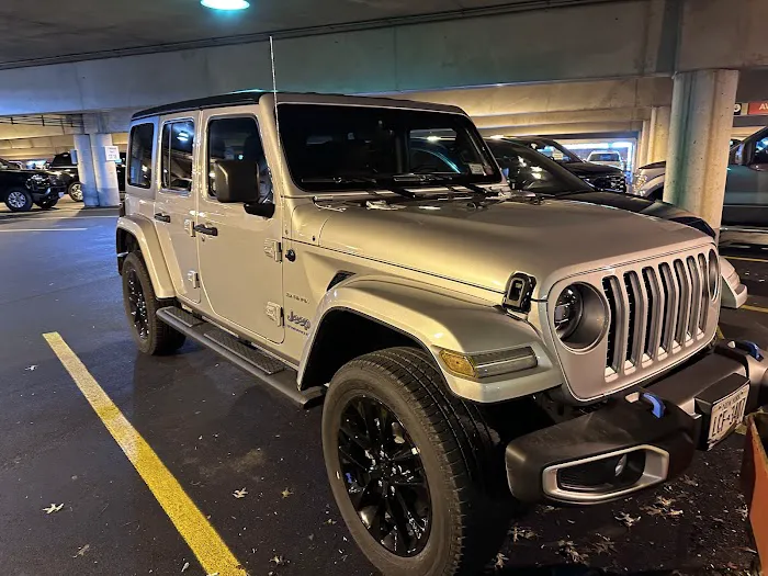 Budget Car Rental Picture 1