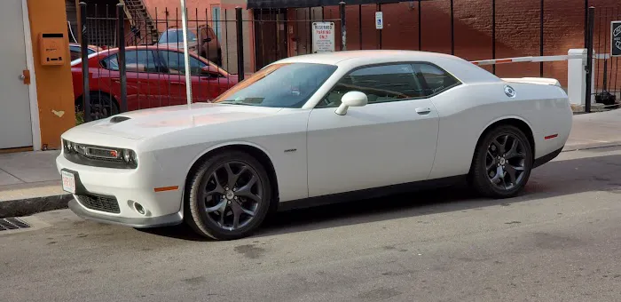 Avis Car Rental Picture 4
