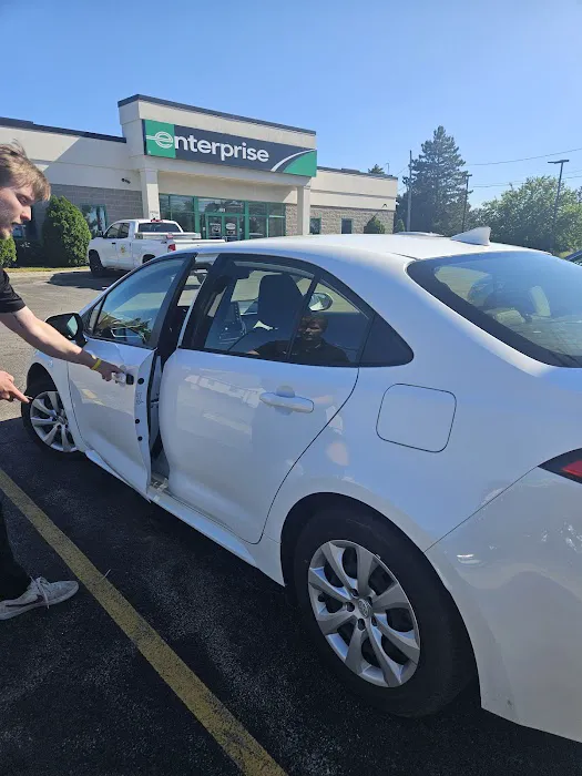 Enterprise Rent-A-Car Picture 3
