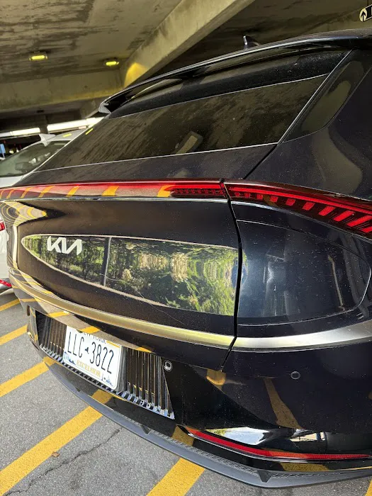 Hertz Car Rental - Rochester - Frederick Douglass Greater Rochester International Airport (ROC) Picture 8