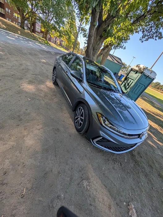 Enterprise Rent-A-Car Picture 9