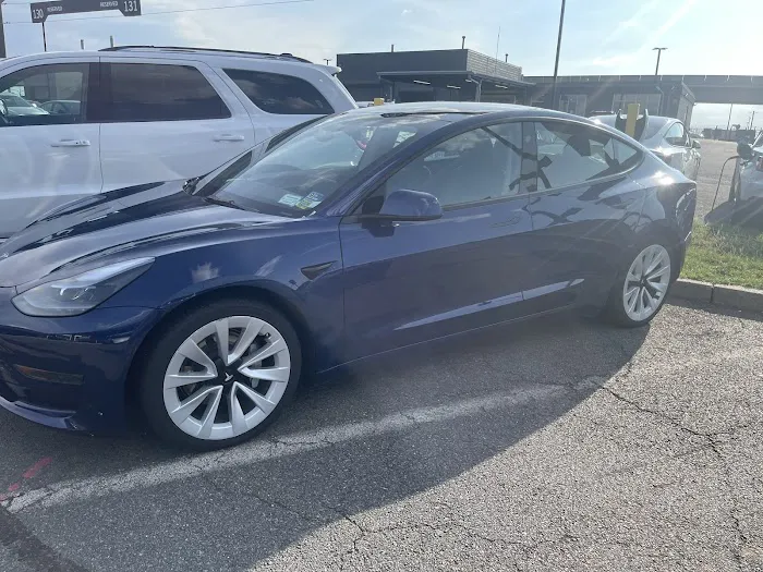 Hertz Car Rental - Baltimore - Reisterstown Road Picture 3