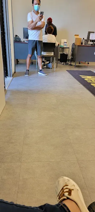 Hertz Car Rental - Baltimore - Reisterstown Road Picture 8